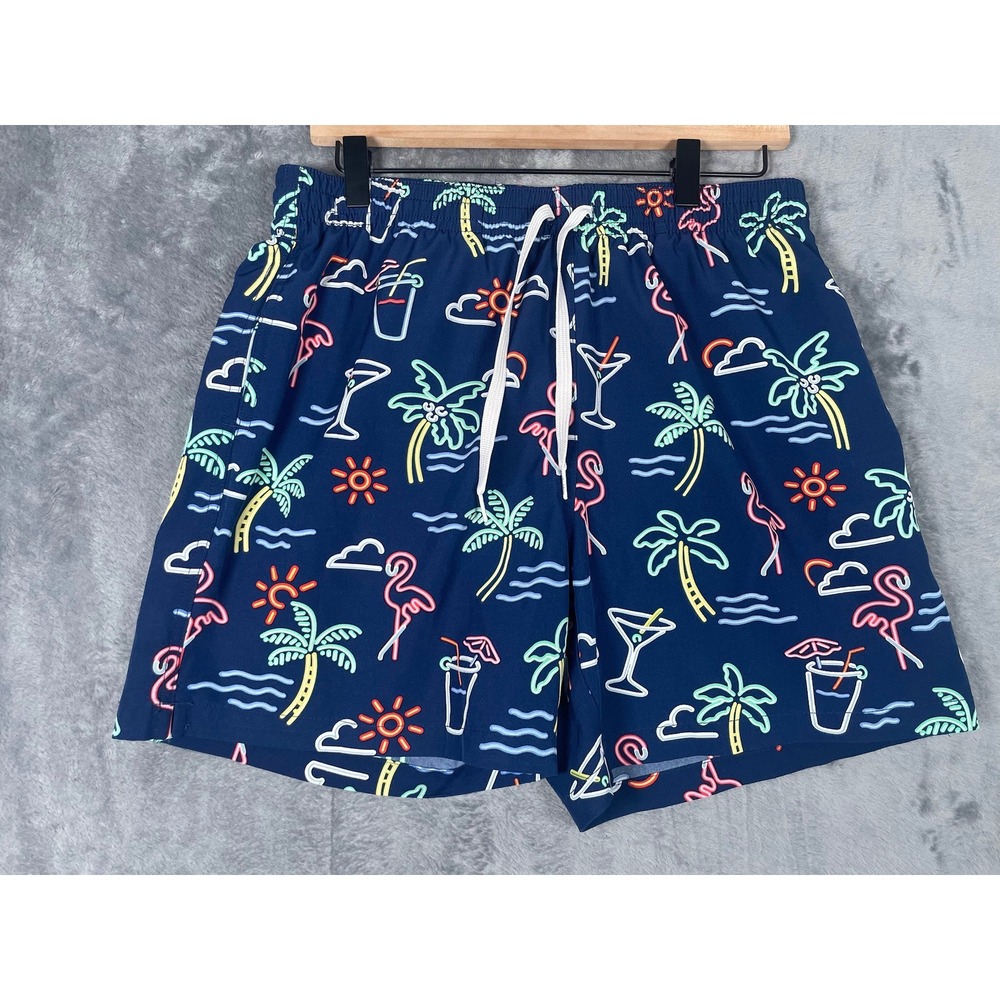 Chubbies Mens Swim Trunks Size Large 5.5 Inseam Navy Neon Flamingo Palm Tree